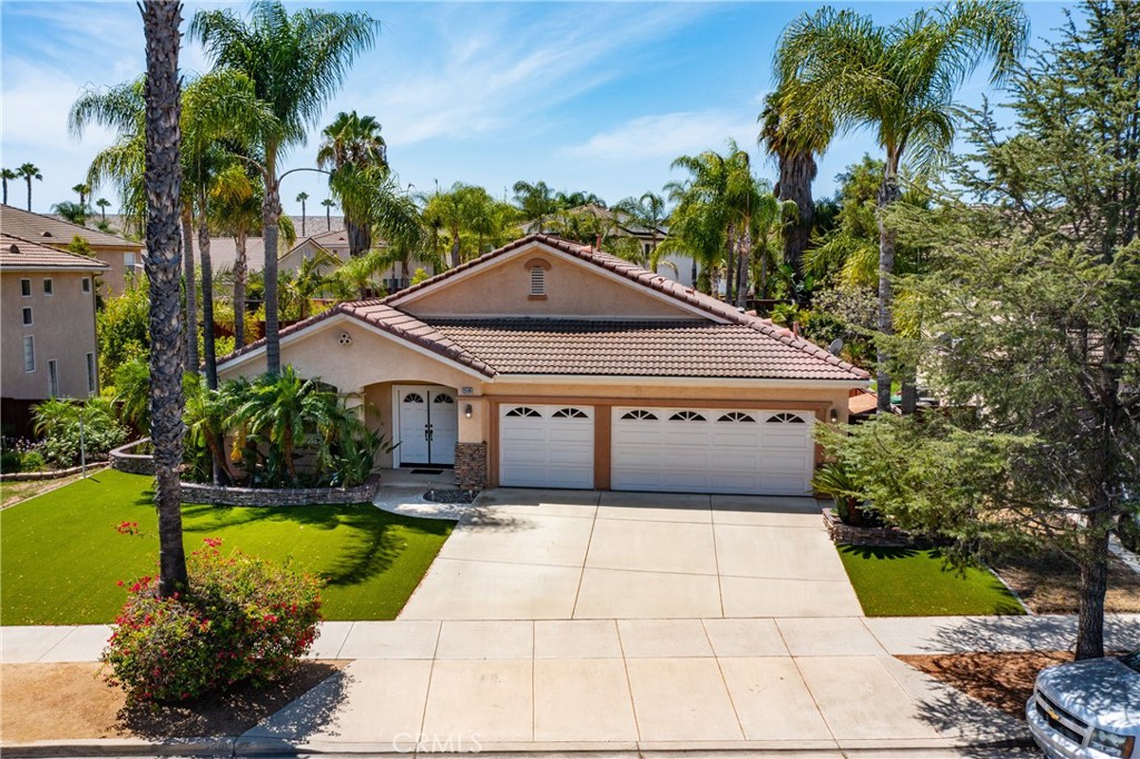 12599 Avocado Way Riverside, CA 92503 - Photo 2 of 39 Gallery Image 2