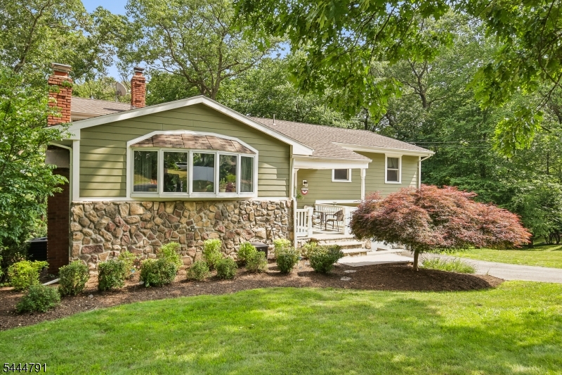 43 Misty Mountain Road Randolph, NJ 07869 - Photo 2 of 37