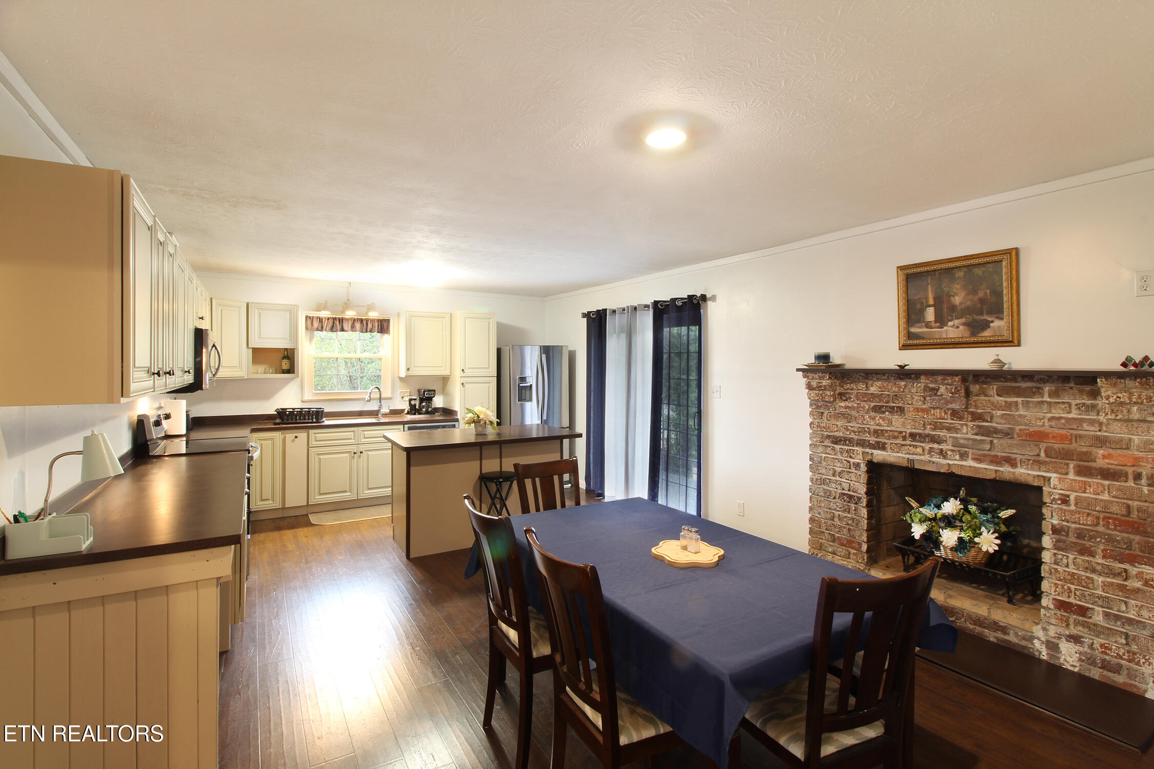 4525 East End Road Knoxville, TN 37920 - Photo 11 of 40 IMG_0149