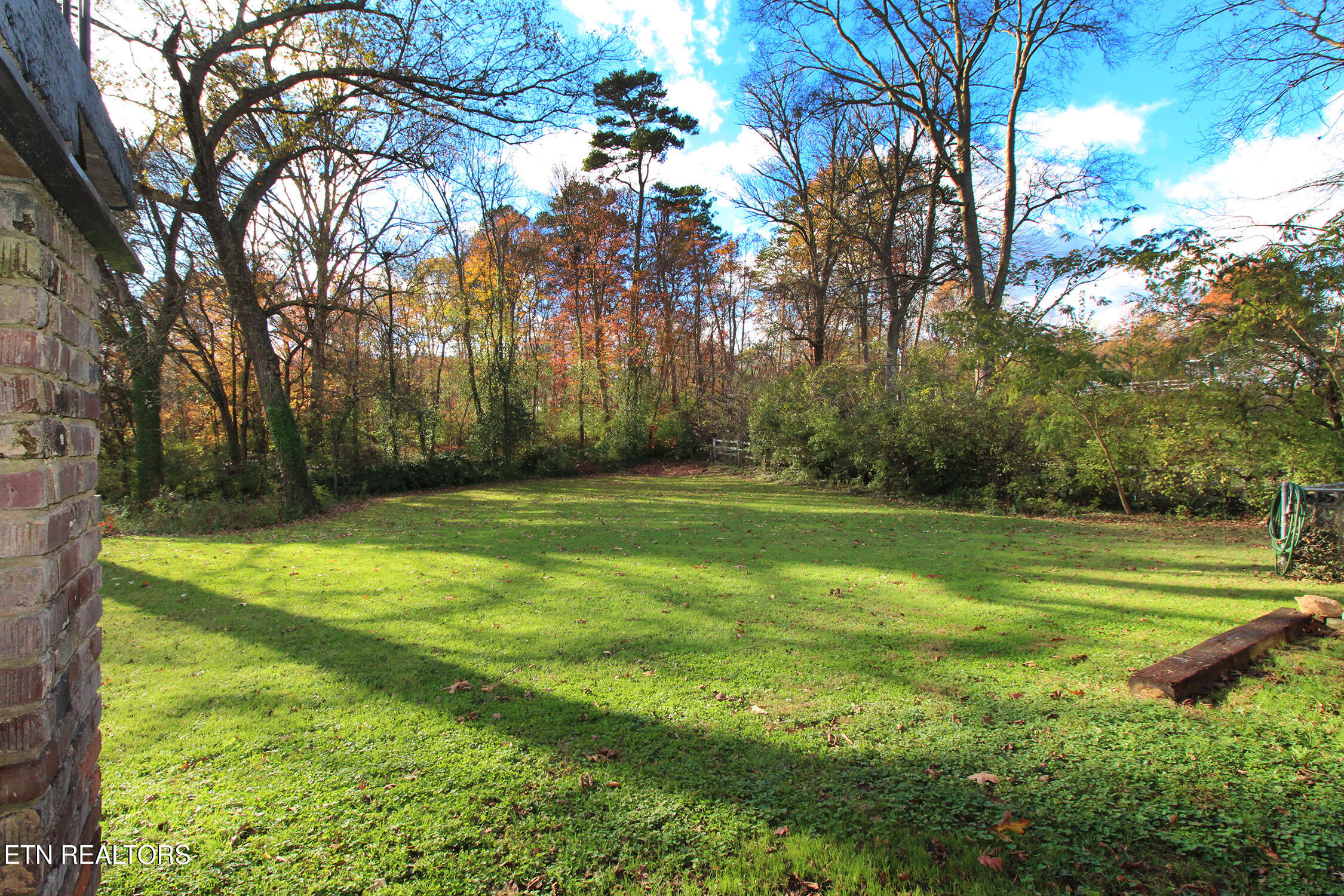 4525 East End Road Knoxville, TN 37920 - Photo 33 of 40 IMG_0278