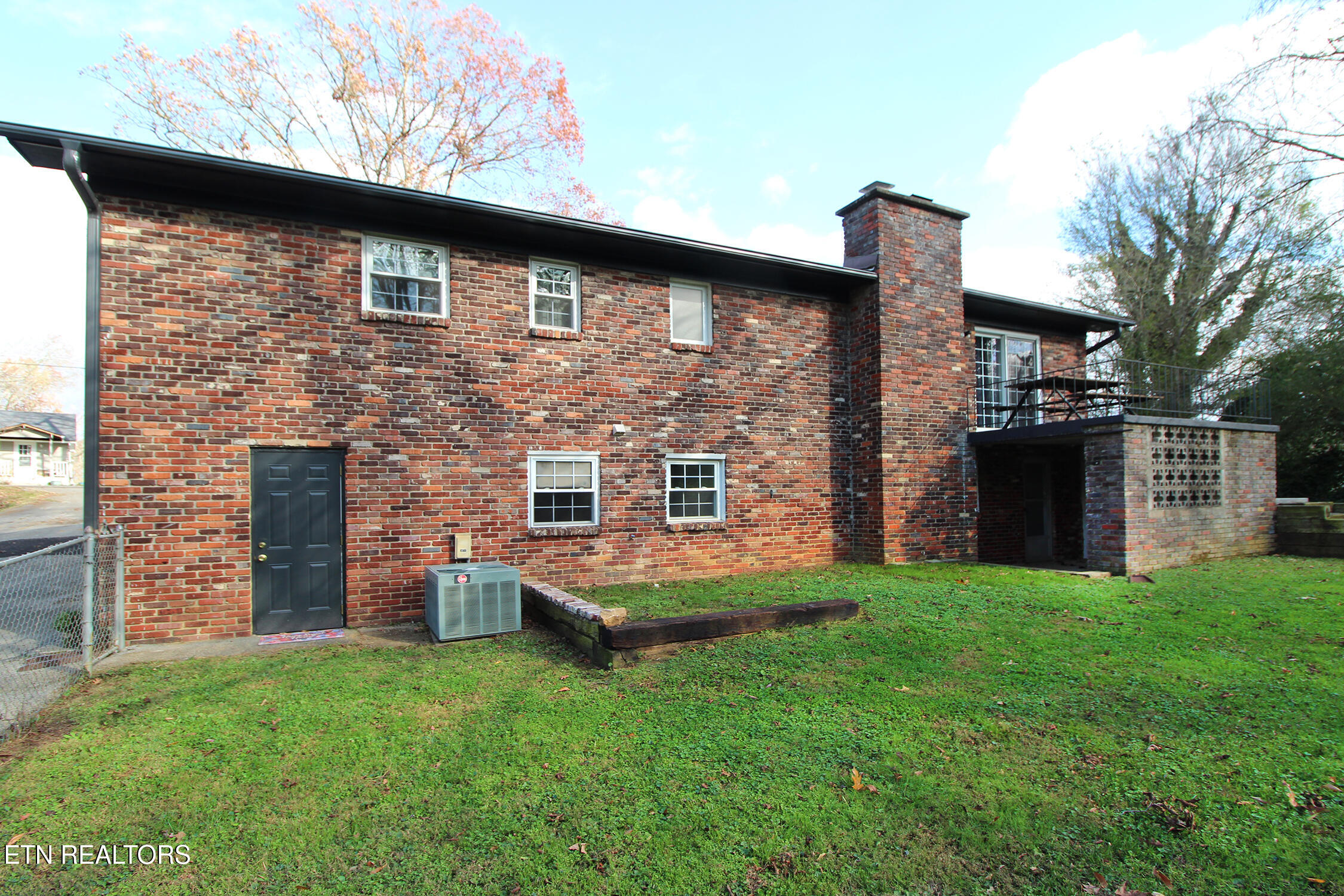 4525 East End Road Knoxville, TN 37920 - Photo 35 of 40 IMG_0193