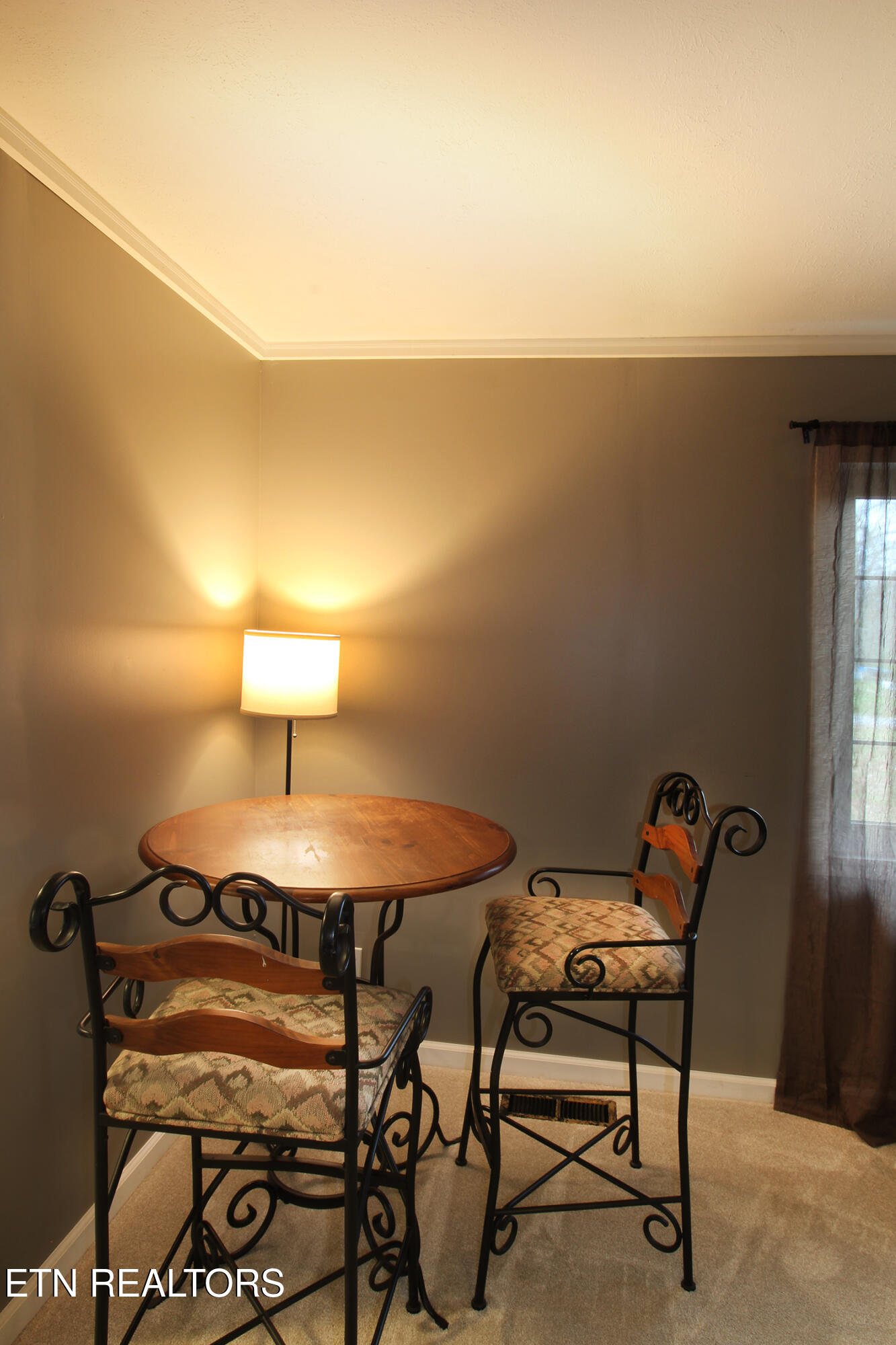 4525 East End Road Knoxville, TN 37920 - Photo 10 of 40 IMG_0136