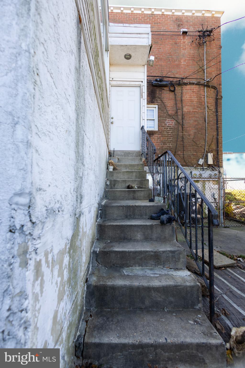3201 Morrell Avenue, Unit 3 Philadelphia, PA 19114 - Photo 40 of 42 a view of entryway