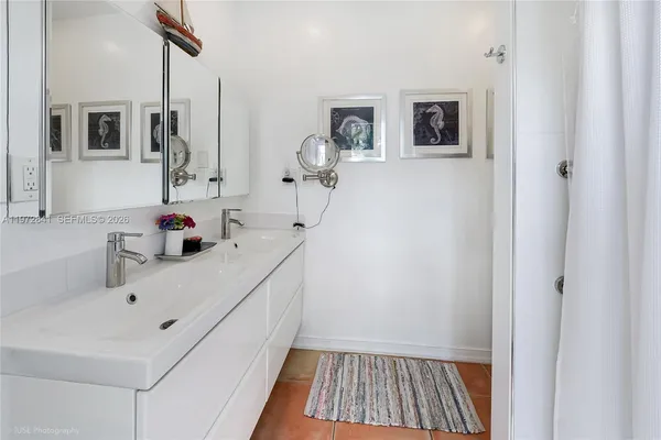 $1,200,000 | 9860 Southwest 122nd Street, Miami, FL 33176