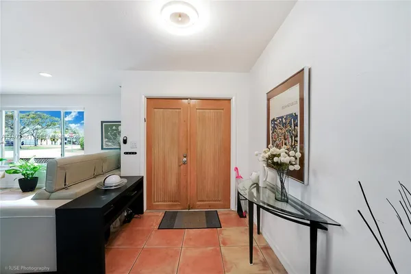 $1,200,000 | 9860 Southwest 122nd Street, Miami, FL 33176