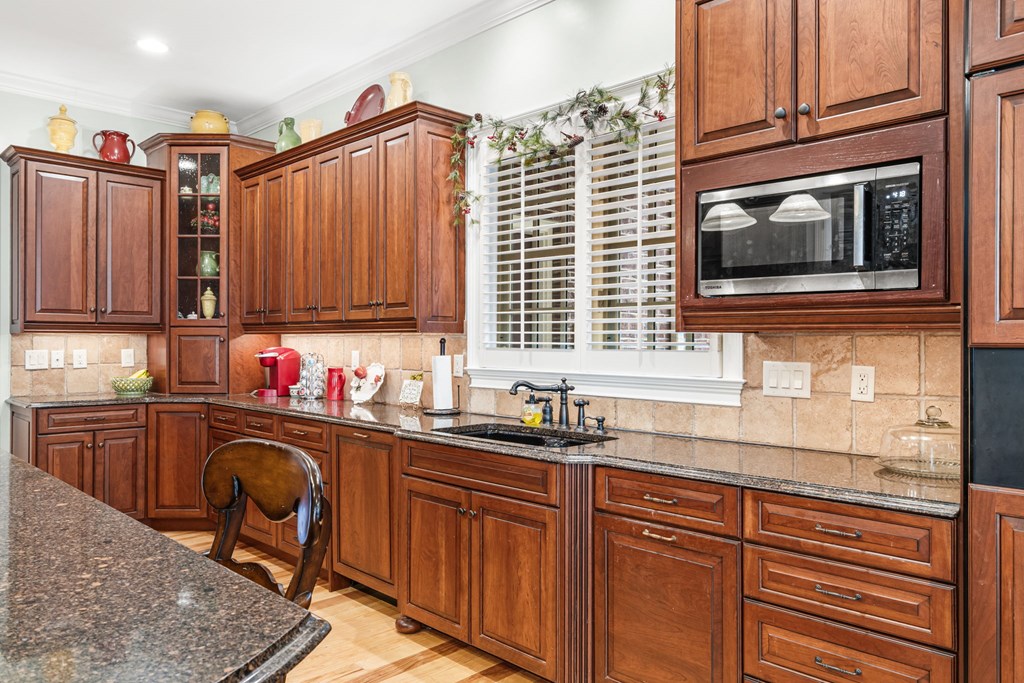 4323 Spring Court Cove Young Harris, GA 30582 - Photo 13 of 83