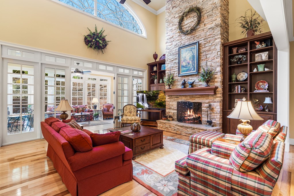 4323 Spring Court Cove Young Harris, GA 30582 - Photo 5 of 83