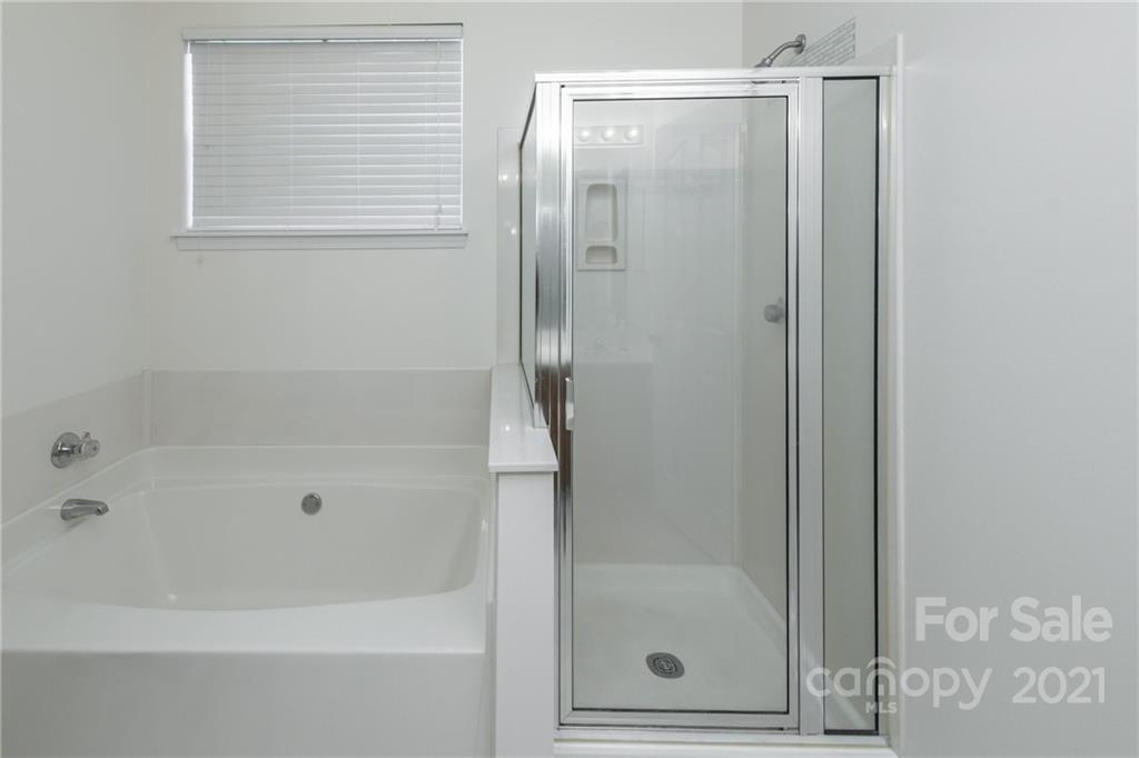 11813 Old Timber Road Charlotte, NC 28269 - Photo 16 of 28 Gallery Image 16
