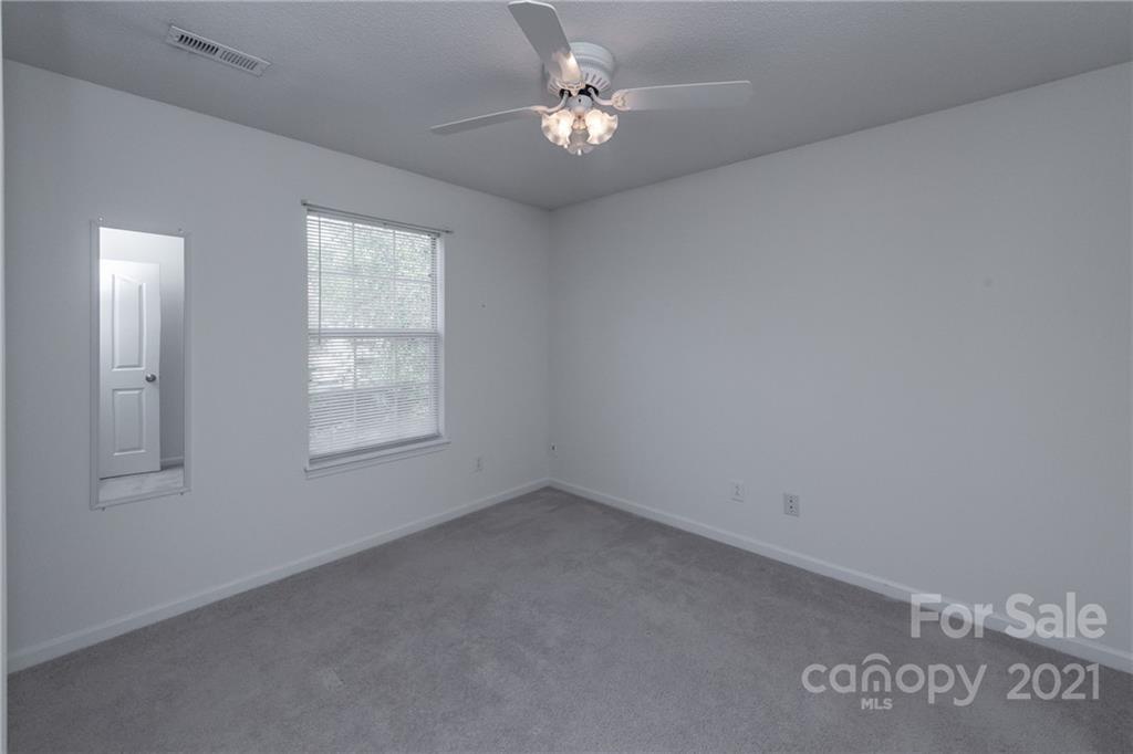 11813 Old Timber Road Charlotte, NC 28269 - Photo 19 of 28 Gallery Image 19