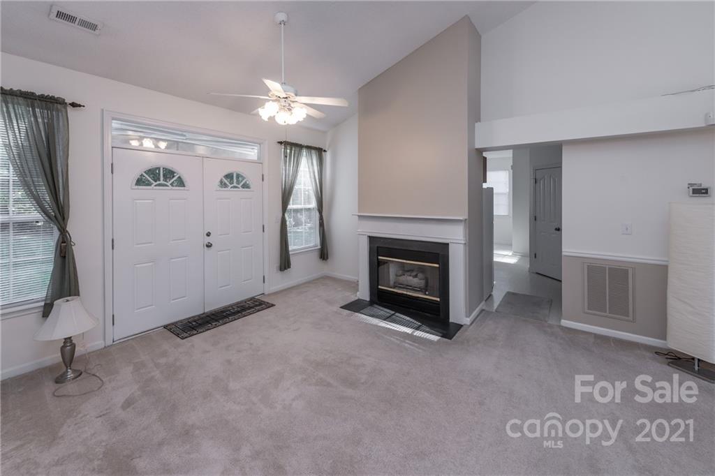 11813 Old Timber Road Charlotte, NC 28269 - Photo 3 of 28 Gallery Image 3