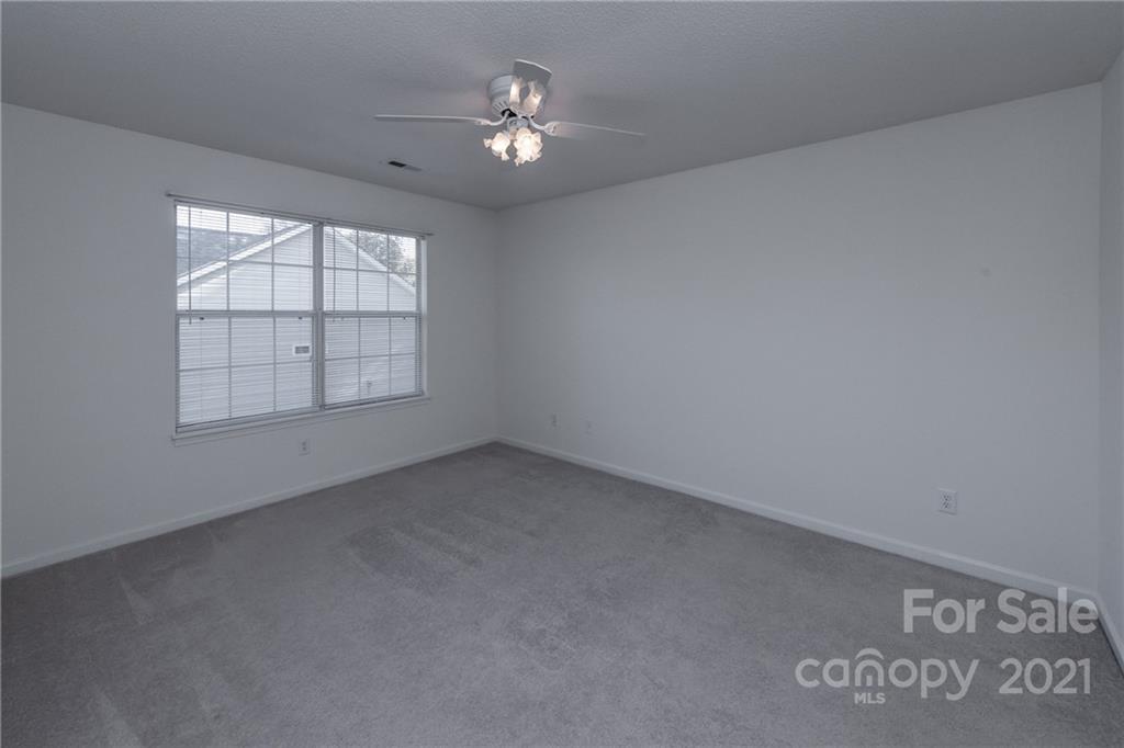 11813 Old Timber Road Charlotte, NC 28269 - Photo 21 of 28 Gallery Image 21