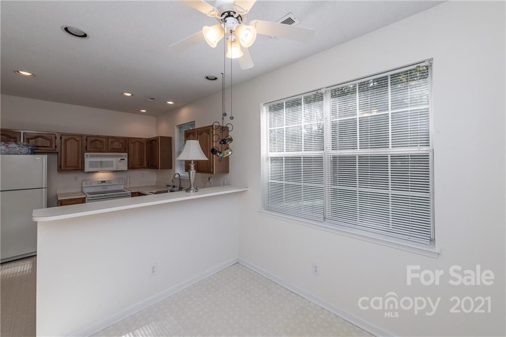 11813 Old Timber Road Charlotte, NC 28269 - Photo 7 of 28 Gallery Image 7