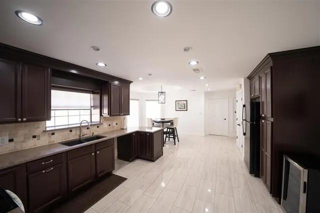 $695,000 | 3612 Country Vista Drive, Burleson, TX 76028