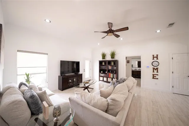 $695,000 | 3612 Country Vista Drive, Burleson, TX 76028