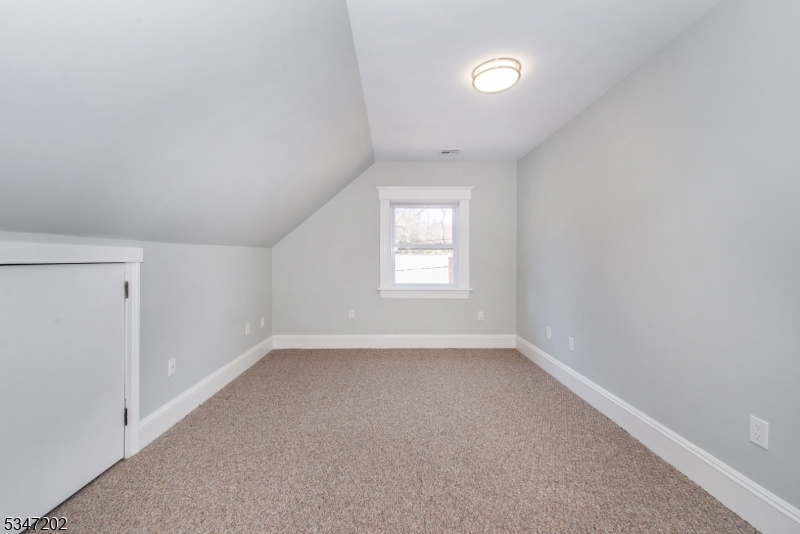 46 Dunnell Road Maplewood, NJ 07040 - Photo 12 of 17