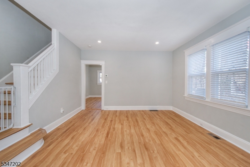 46 Dunnell Road Maplewood, NJ 07040 - Photo 6 of 17
