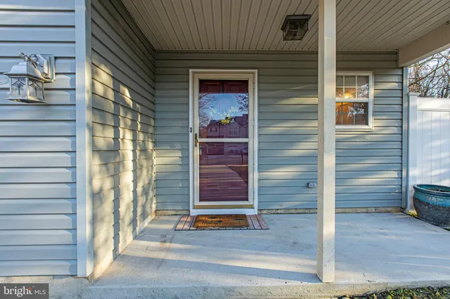 a view of entrance door of the house
