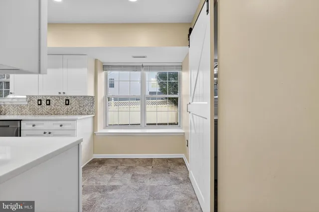 a view of utility room with washer and dryer