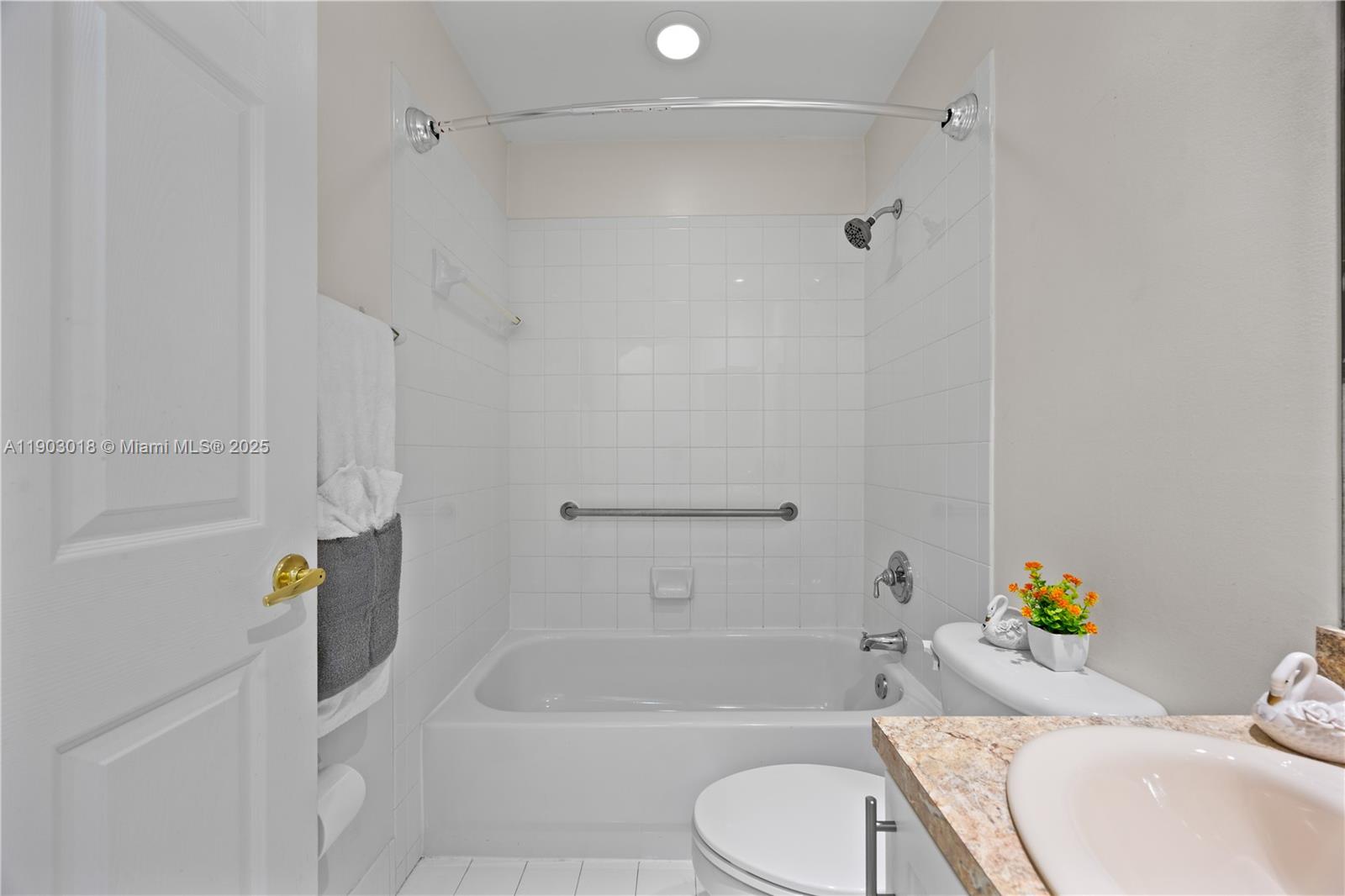 2658 Southwest 189th Avenue Miramar, FL 33029 - Photo 38 of 67