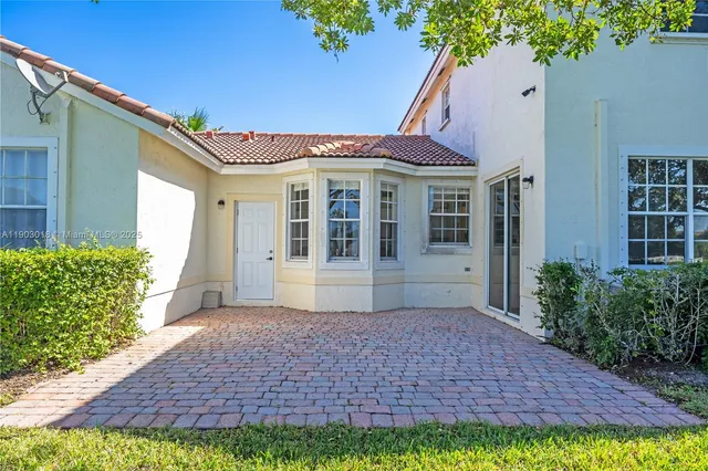 $544,900 | 2658 Southwest 189th Avenue, Miramar, FL 33029