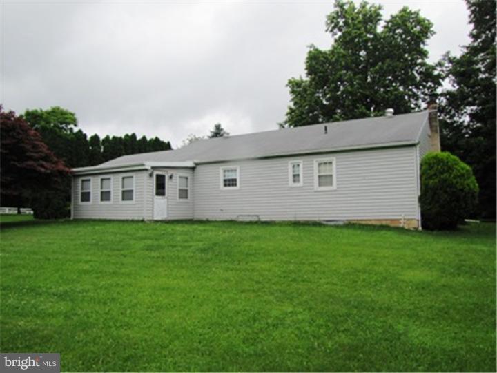 2450 Ridge Road Elverson, PA 19520 - Photo 3 of 4 Exterior