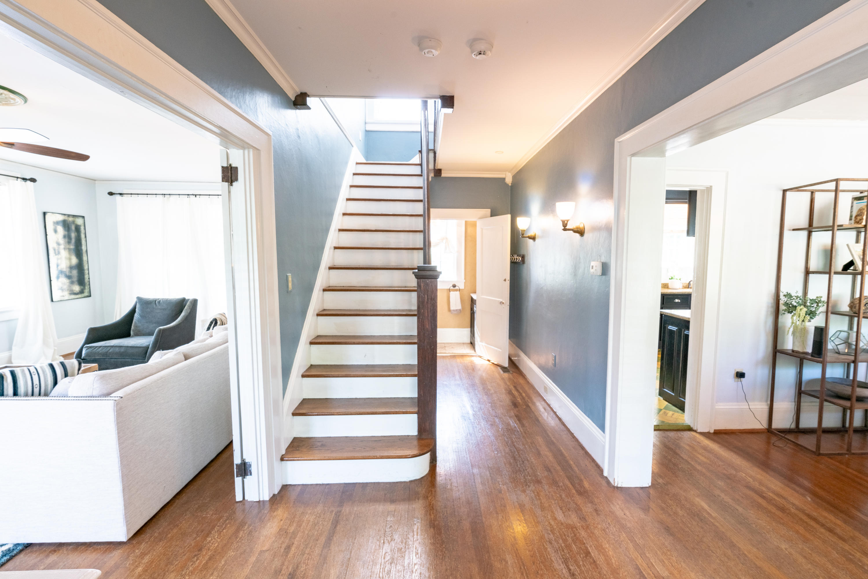 210 Ridge Avenue Chattanooga, TN 37404 - Photo 5 of 29 DSC07427-HDR
