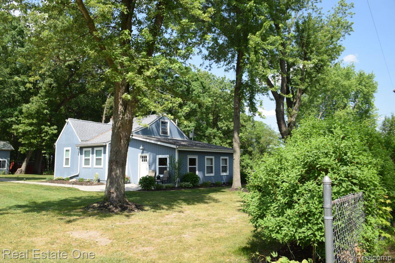 807 South Bull Run Road Fowlerville, MI 48836 - Photo 53 of 60 Gallery Image 53
