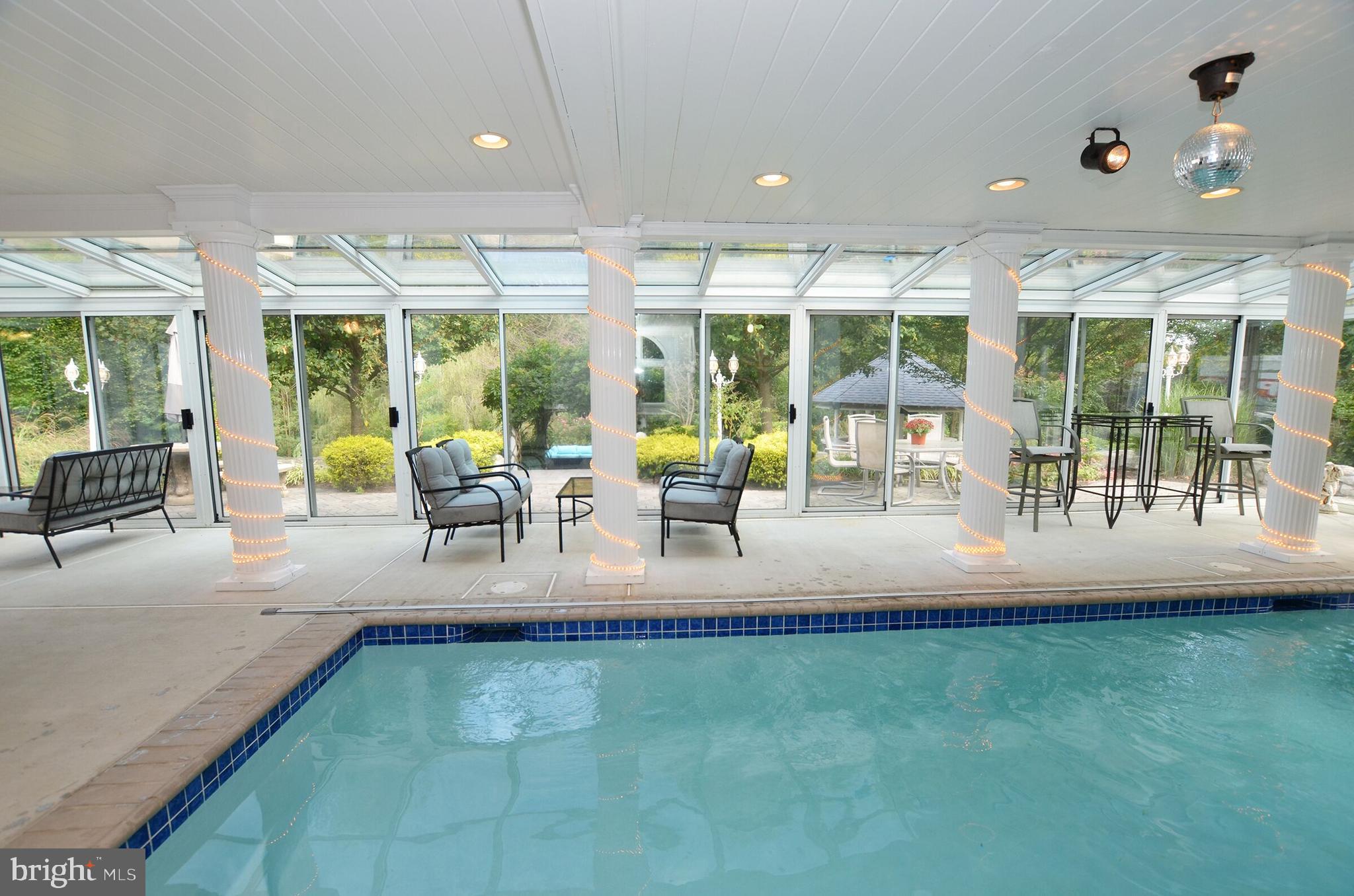 415 Marie Drive Wallingford, PA 19086 - Photo 3 of 57