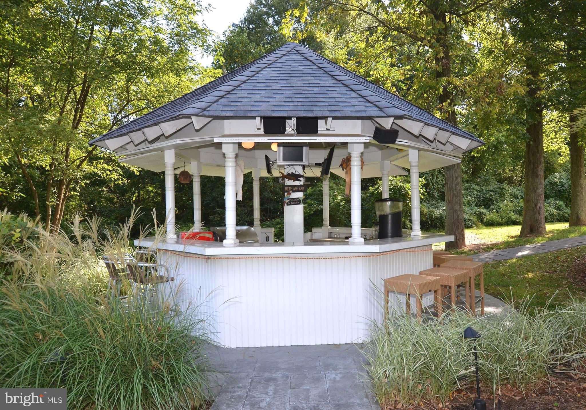 415 Marie Drive Wallingford, PA 19086 - Photo 4 of 57