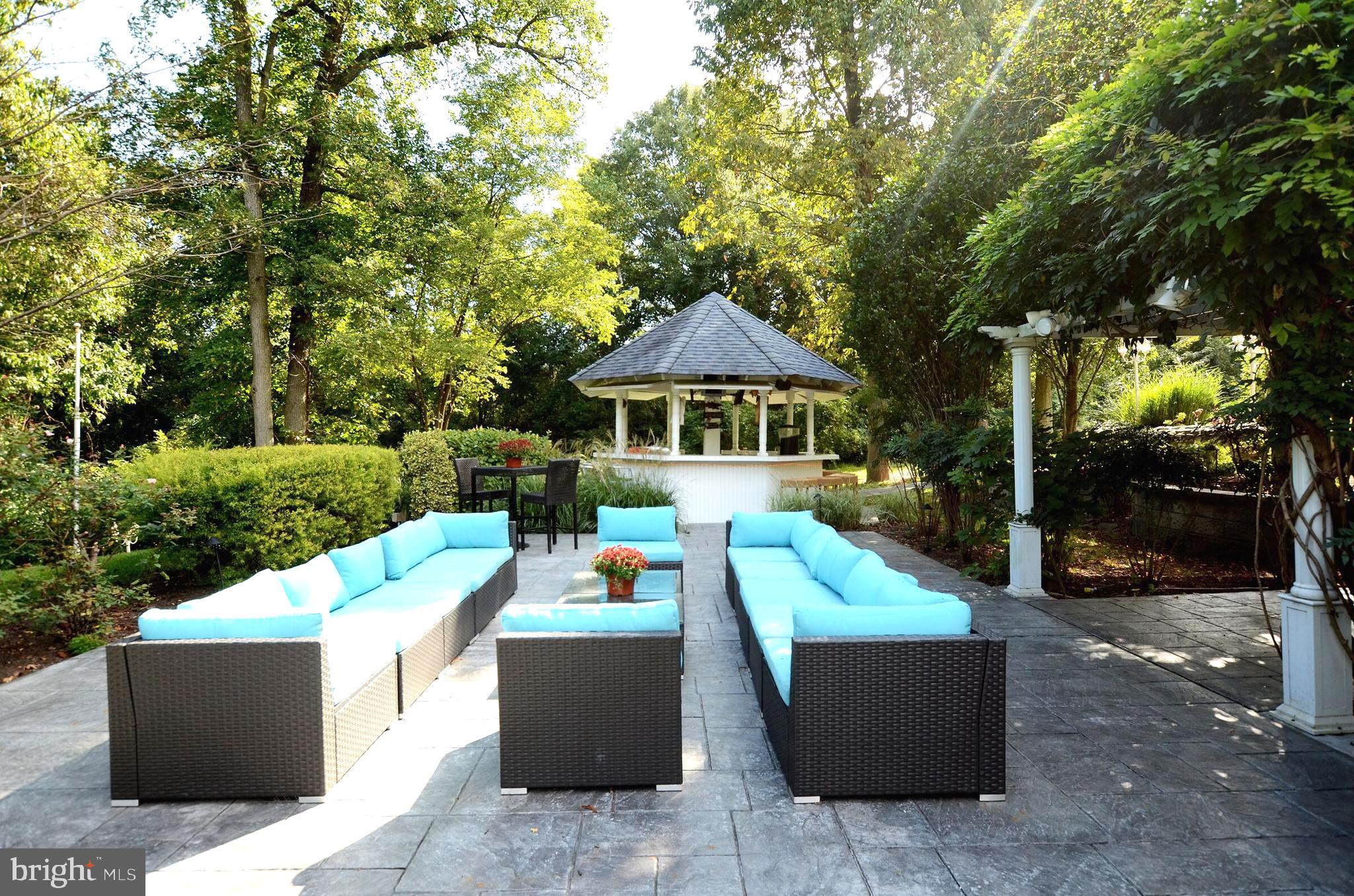 415 Marie Drive Wallingford, PA 19086 - Photo 7 of 57