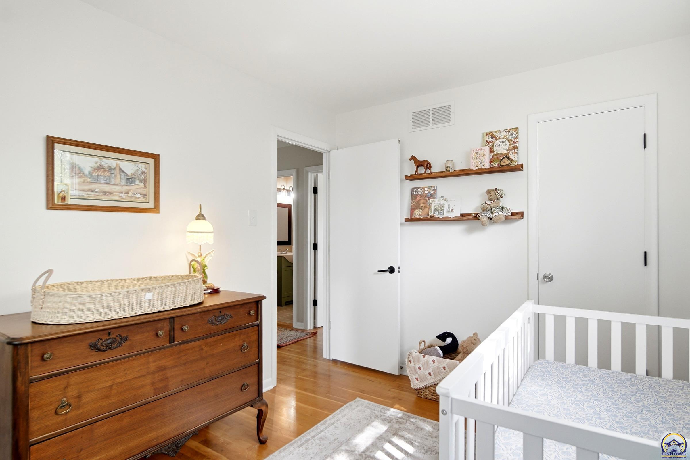 3106 Southwest Burlingame Road Topeka, KS 66611 - Photo 15 of 28