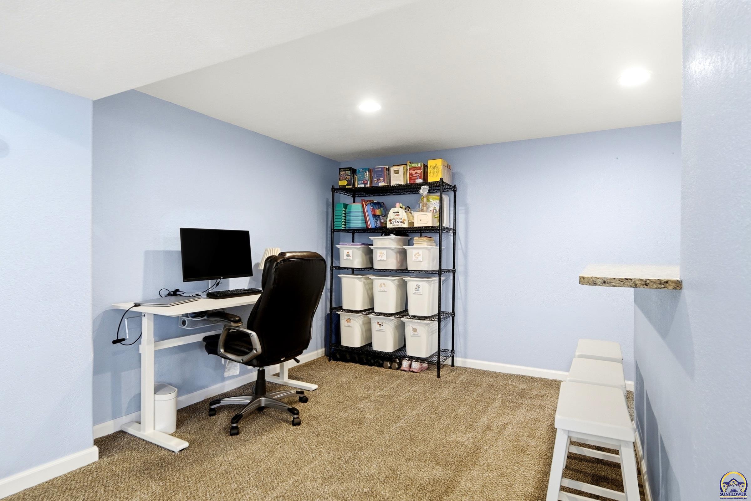 3106 Southwest Burlingame Road Topeka, KS 66611 - Photo 18 of 28