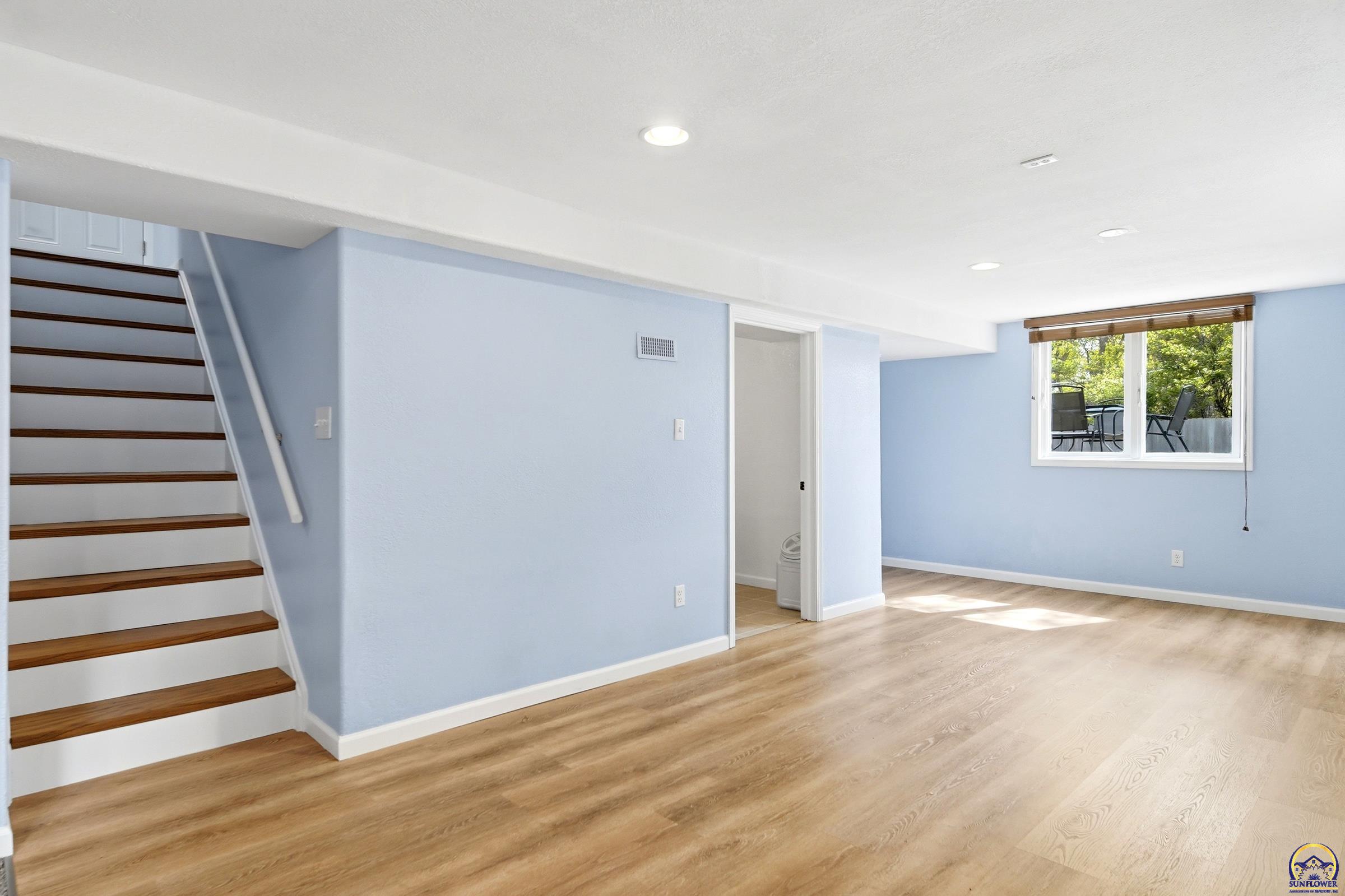 3106 Southwest Burlingame Road Topeka, KS 66611 - Photo 20 of 28