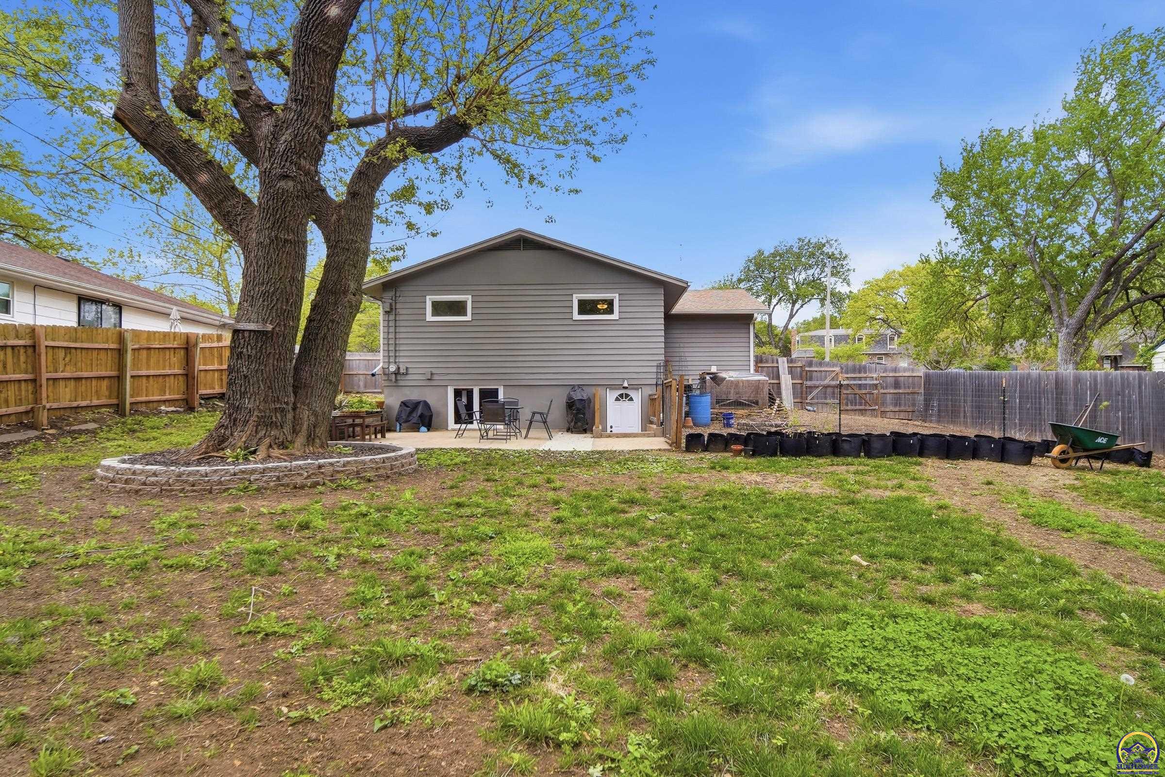 3106 Southwest Burlingame Road Topeka, KS 66611 - Photo 26 of 28