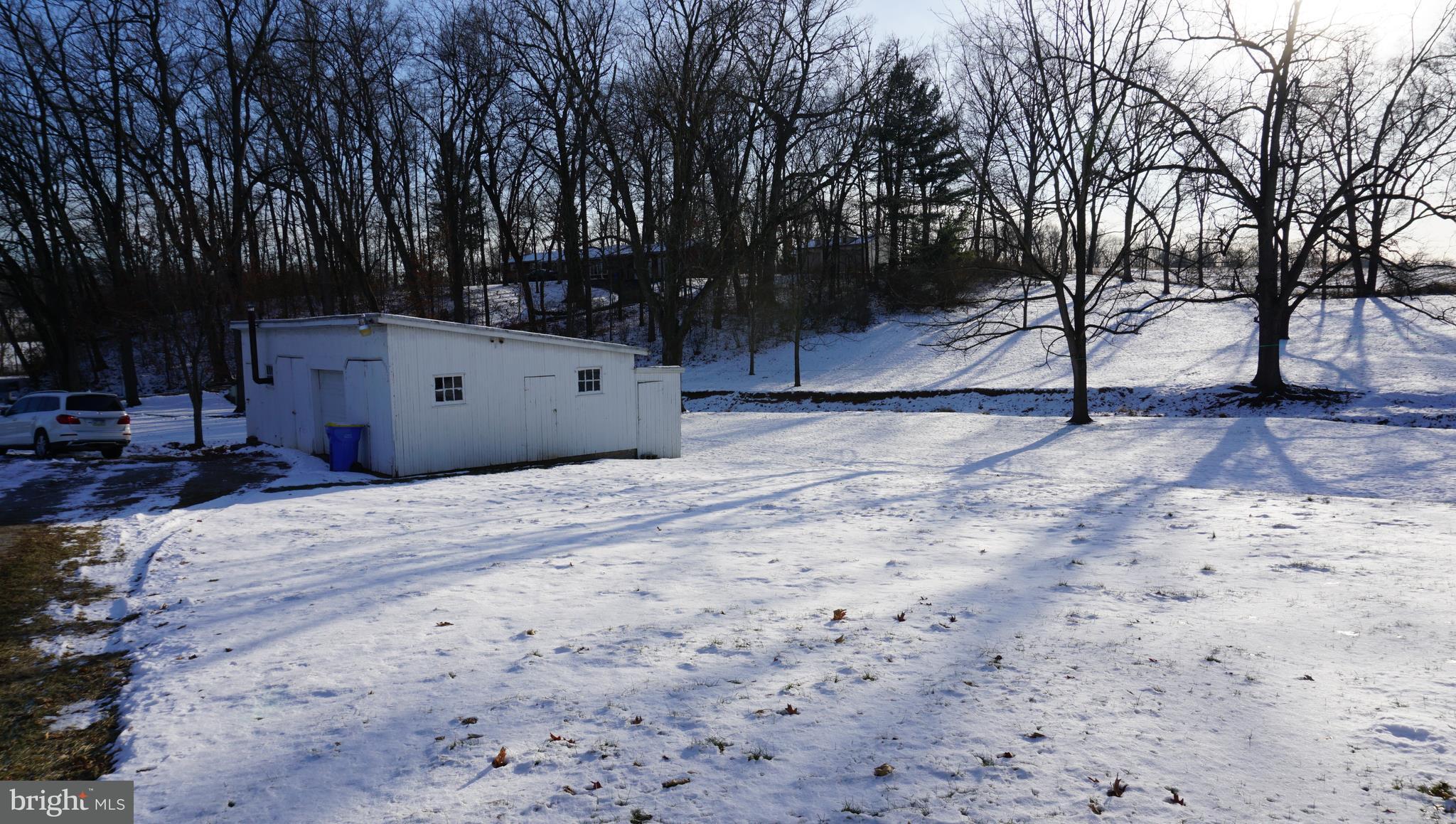 793 Biesecker Road Thomasville, PA 17364 - Photo 8 of 21 Gallery Image 8