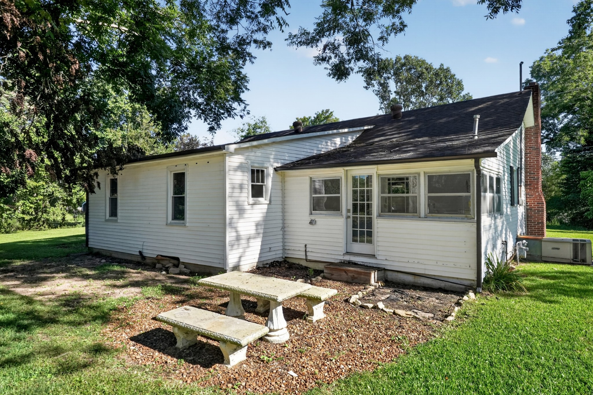 299 West Shellsford Road McMinnville, TN 37110 - Photo 7 of 37 Gallery Image 7
