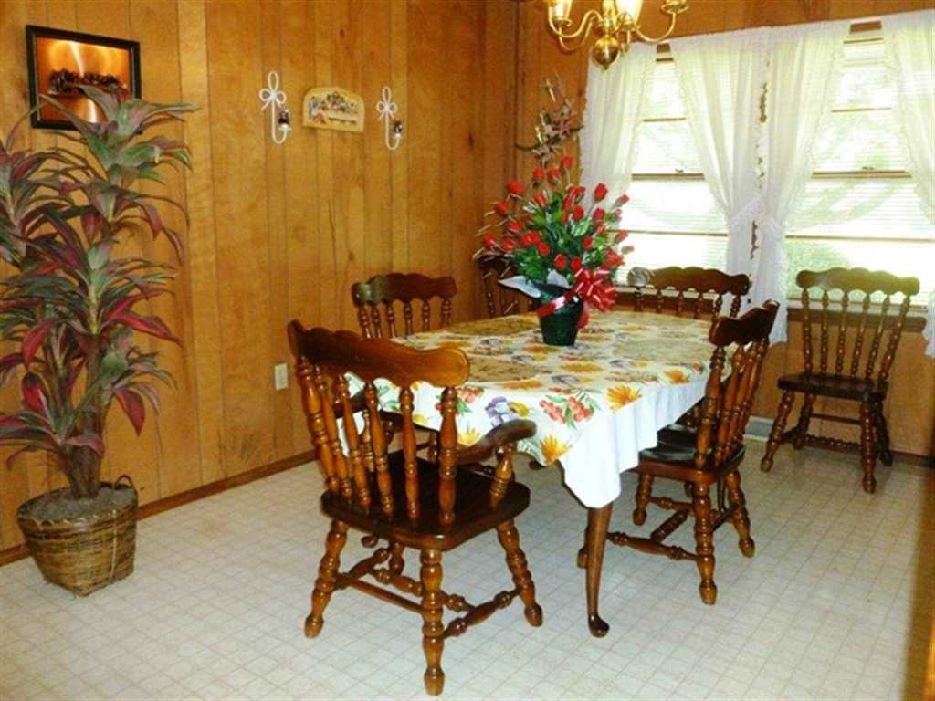 1404 Grady Hall Road Anderson, SC 29626 - Photo 12 of 25