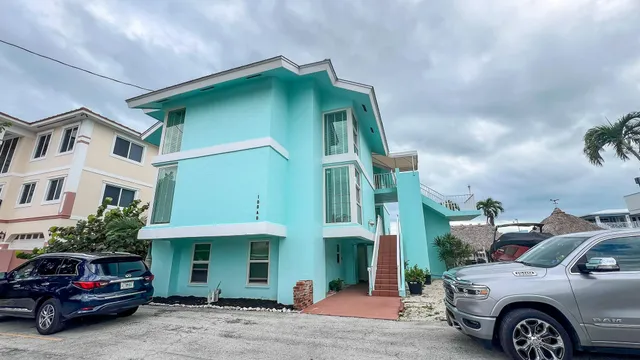 $3,600 | 188 Atlantic Boulevard, Unit B, Key Largo, FL 33037