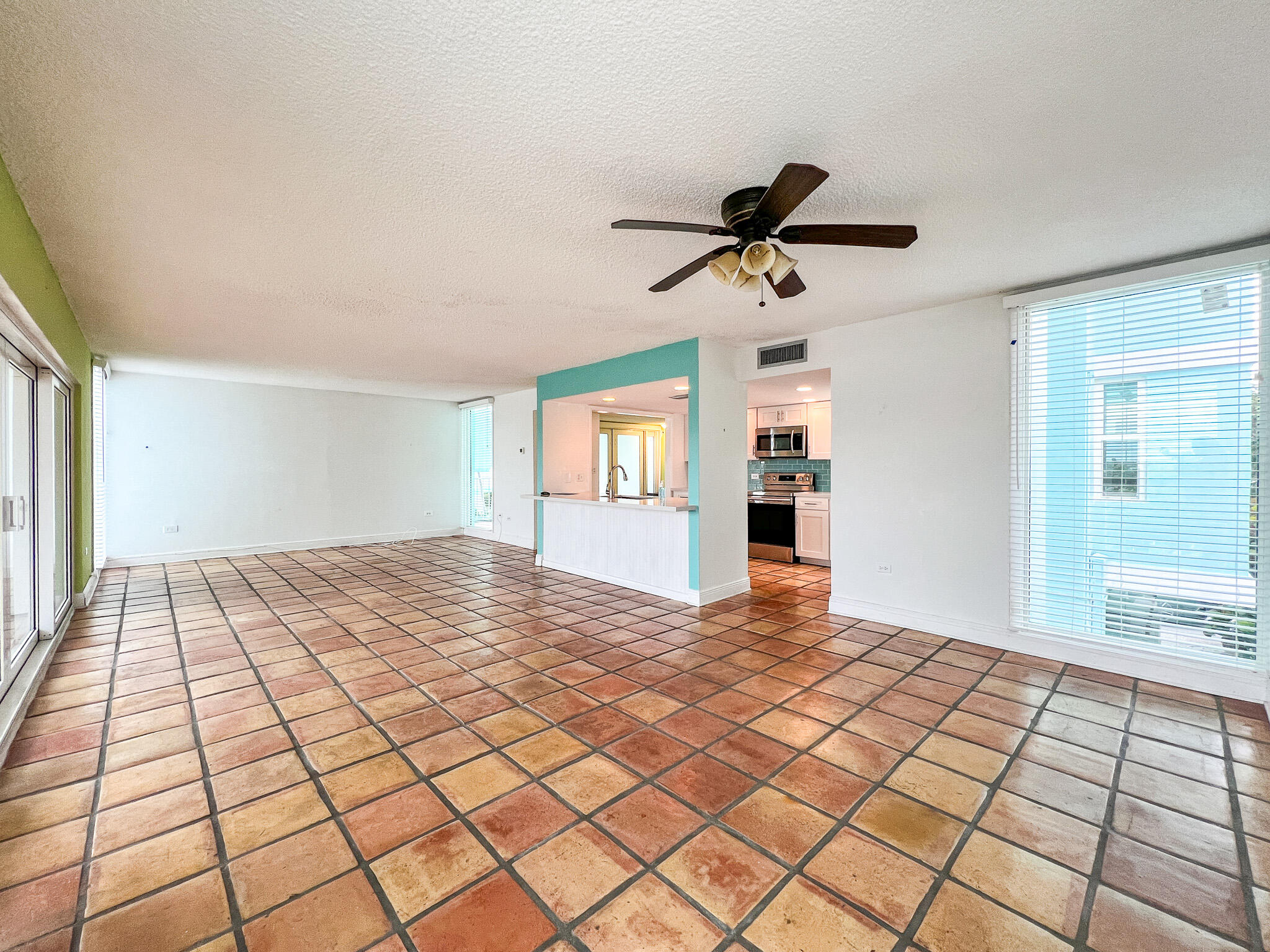 188 Atlantic Boulevard, Unit B Key Largo, FL 33037 - Photo 6 of 22 Living / Dining