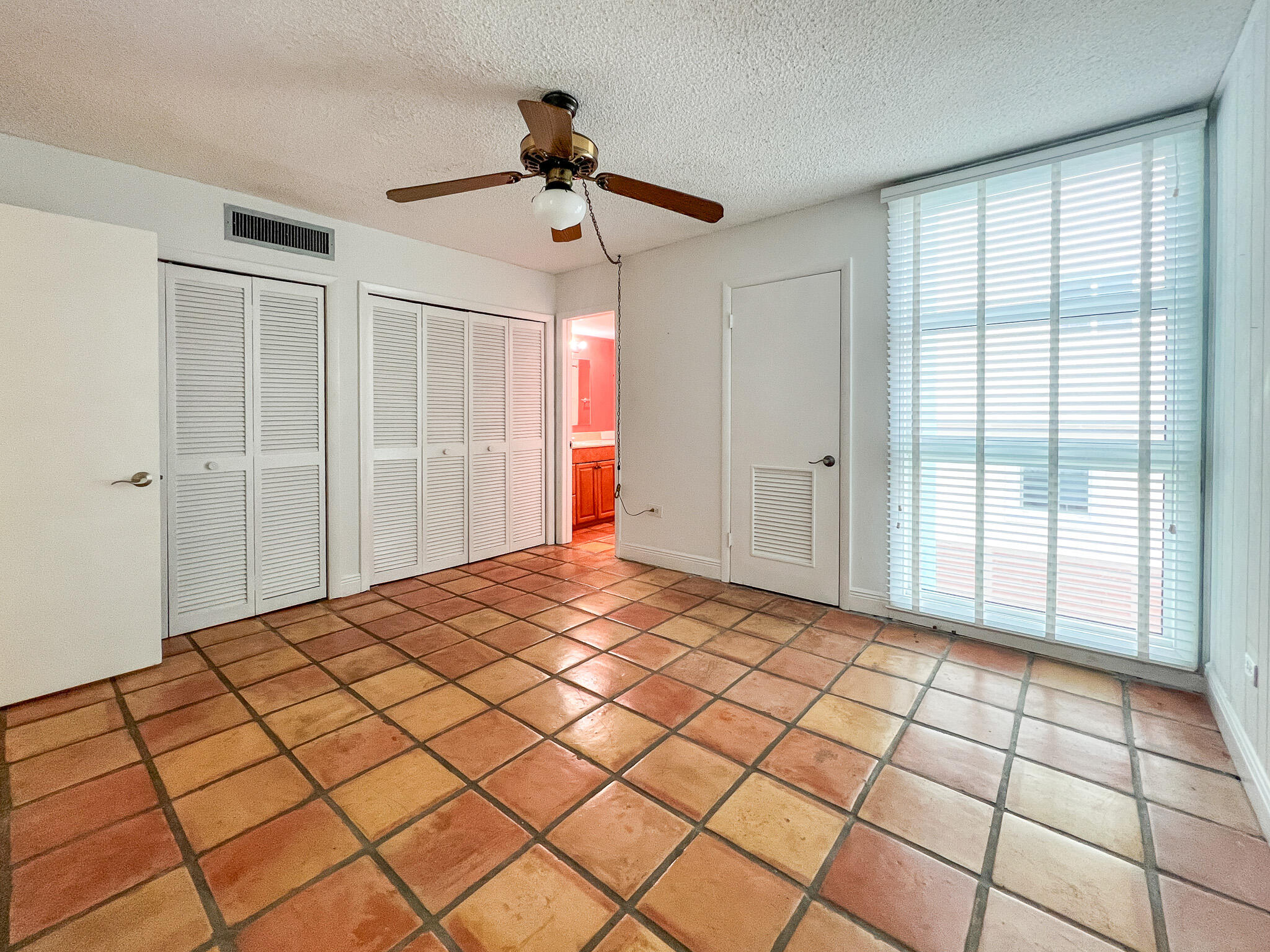 188 Atlantic Boulevard, Unit B Key Largo, FL 33037 - Photo 10 of 22 Bedroom 1