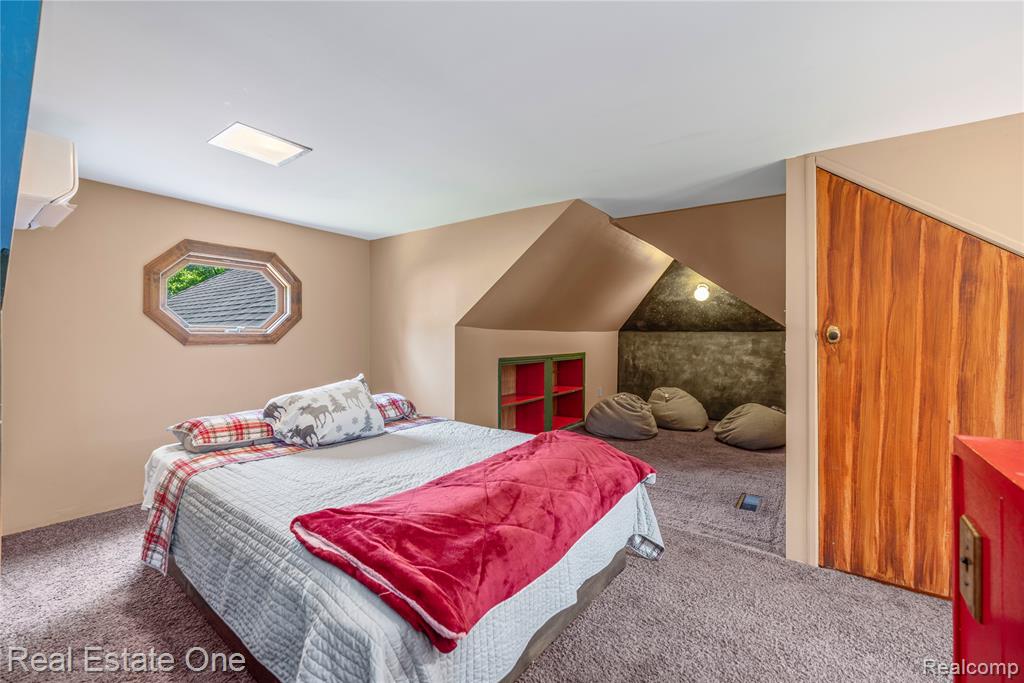 25740 Farmbrook Road Southfield, MI 48034 - Photo 29 of 64 Gallery Image 29