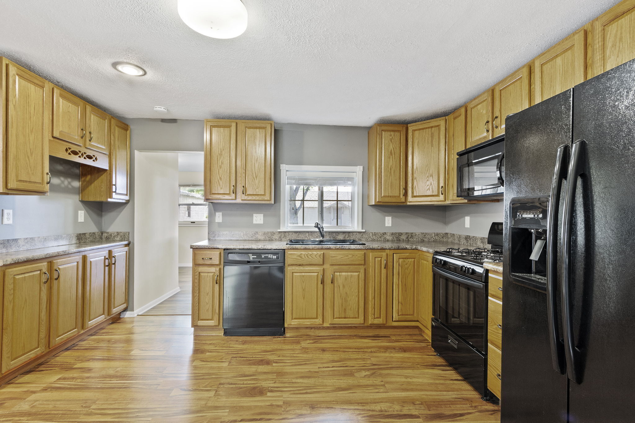 709 Maple Street Tipton, IN 46072 - Photo 2 of 16 Gallery Image 2