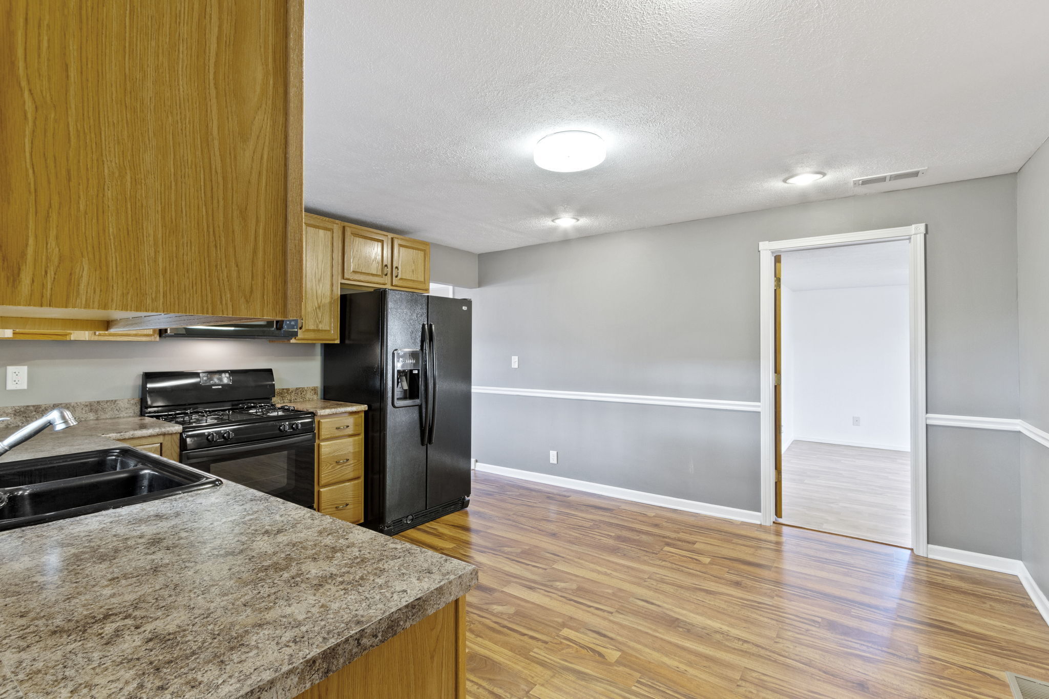 709 Maple Street Tipton, IN 46072 - Photo 3 of 16 Gallery Image 3