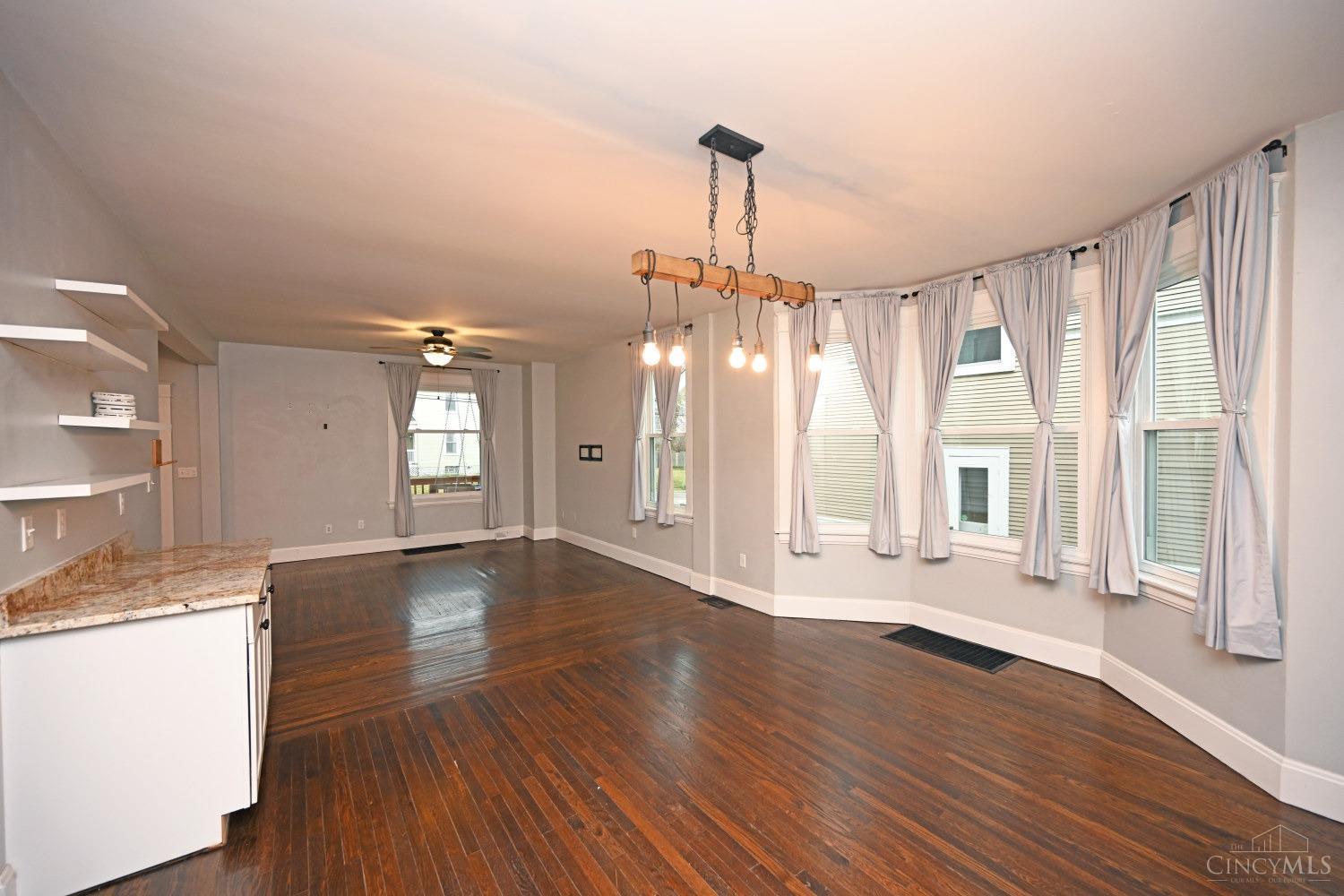 6223 Roe Street Cincinnati, OH 45227 - Photo 13 of 43 Gallery Image 13