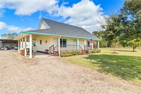 $335,000 | 17807 County Road 127, Pearland, TX 77581