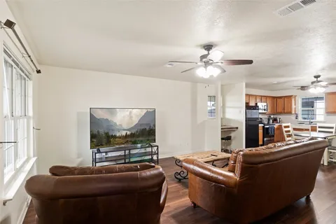 $335,000 | 17807 County Road 127, Pearland, TX 77581