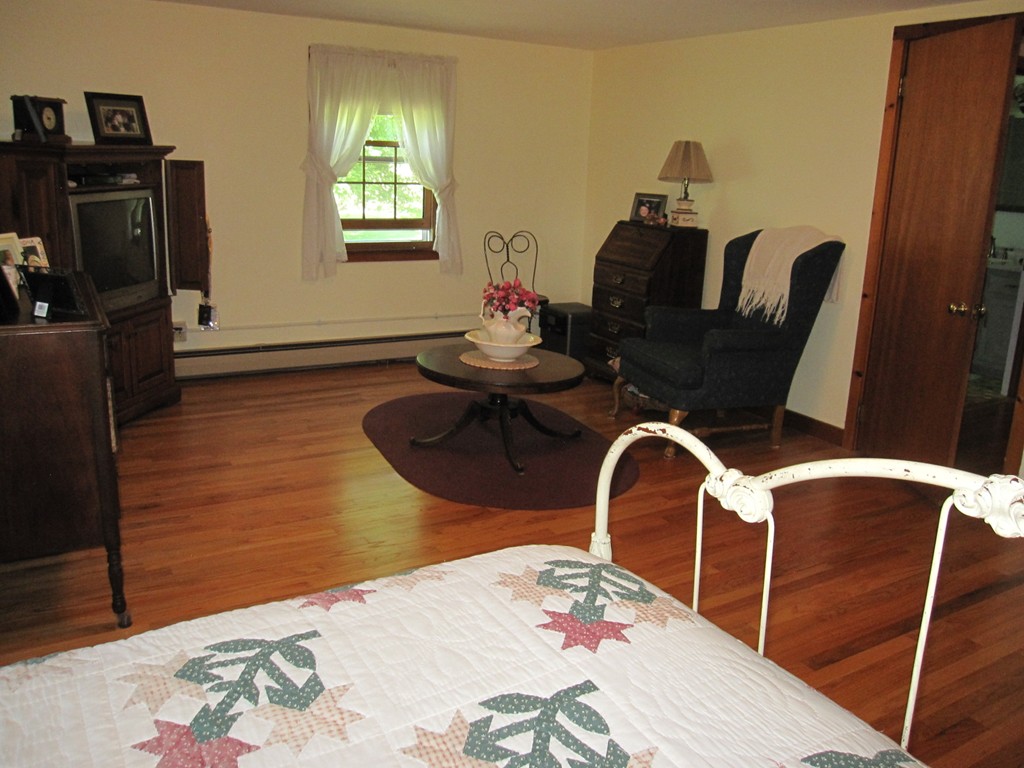 192 Plain Road Greenfield, MA 01301 - Photo 16 of 24 Gallery Image 16