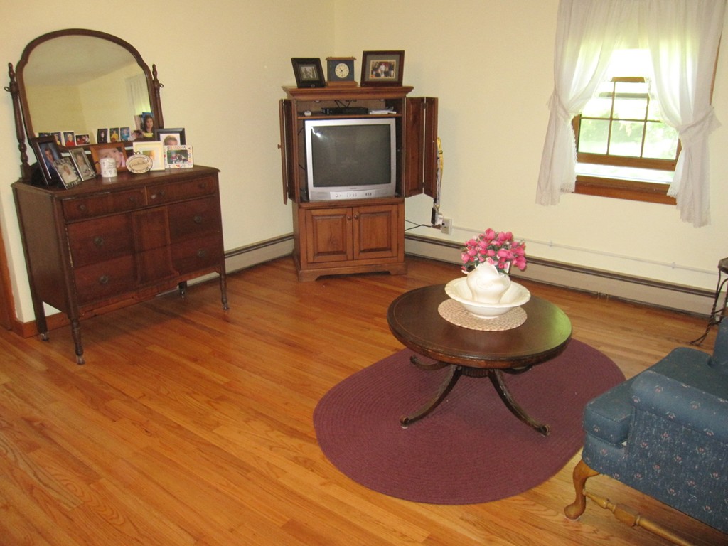 192 Plain Road Greenfield, MA 01301 - Photo 17 of 24 Gallery Image 17