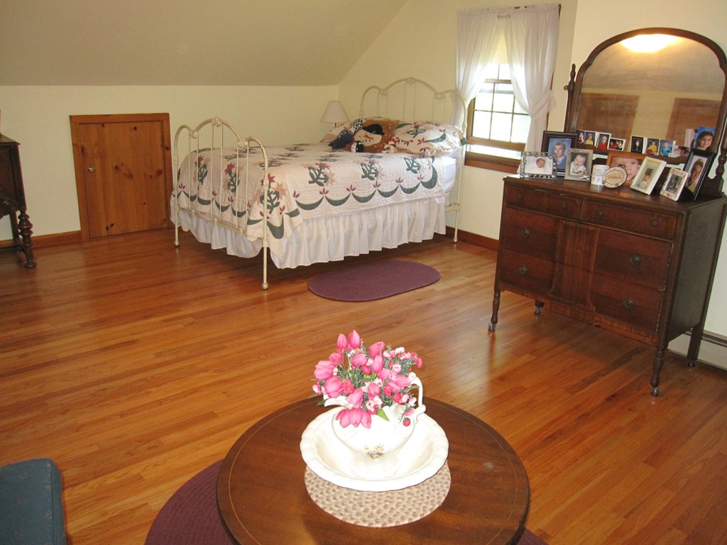 192 Plain Road Greenfield, MA 01301 - Photo 18 of 24 Gallery Image 18