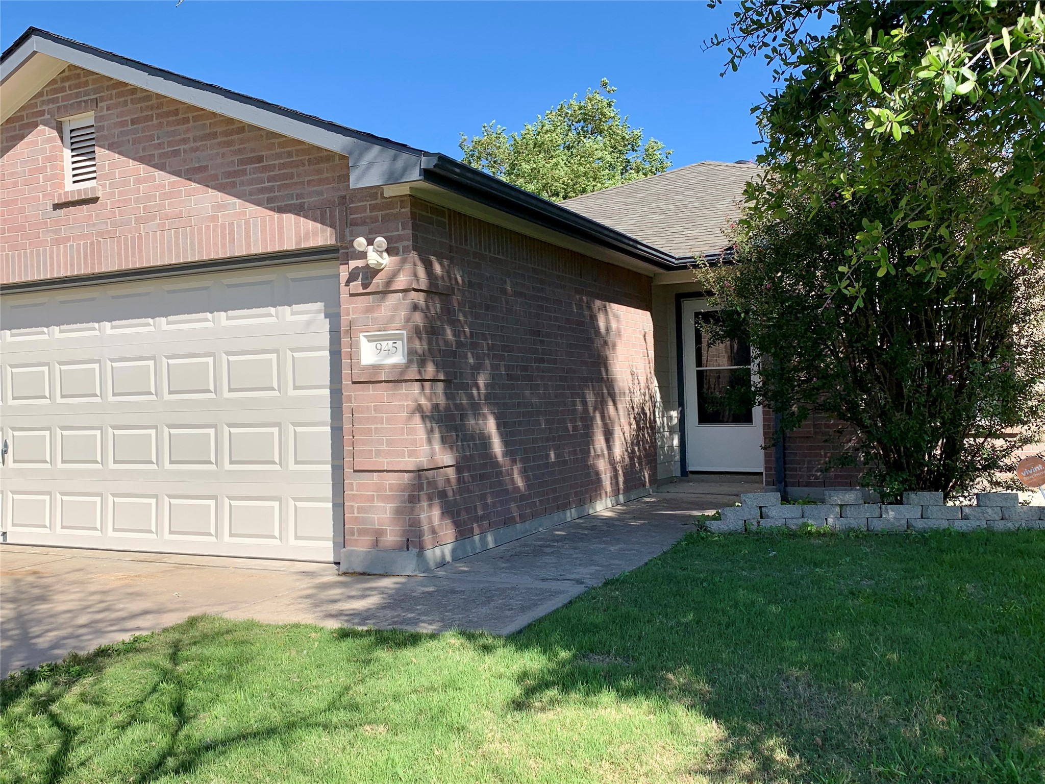 945 Meadow Ridge Loop Georgetown, TX 78626 - Photo 1 of 1 Gallery Image 1